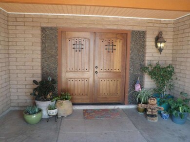 Covered front entryway