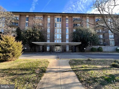 6011 Emerson St unit 413, Bladensburg, MD 20710 - photo 2