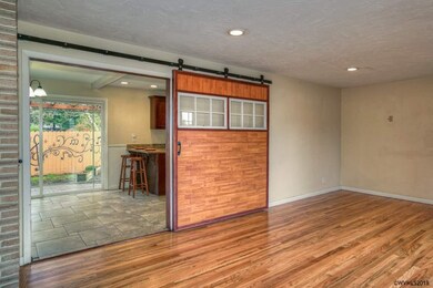 2940 Island View Dr NE, Salem, OR 97303 - photo 5