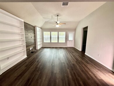 10646 Chestnut Path Way, Tomball, TX 77375 - photo 4