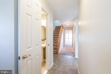 8 Foster Ln unit R8, Downingtown, PA 19335 - photo 3