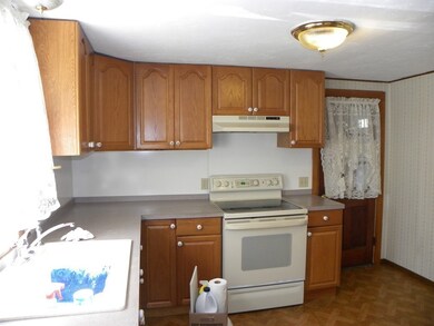 300 Partridge Hill Rd, Charlton, MA 01507 - photo 7