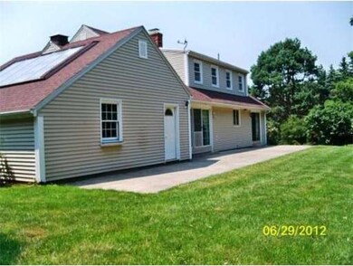 102 Harbey Rd, West Springfield, MA 01089 - photo 2