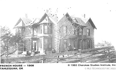 209 W Keetoowah St, Tahlequah, OK 74464 - photo 2