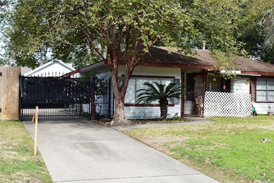 1530 Althea Dr, Houston, TX 77018 - photo 2