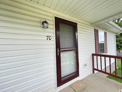70 Madison St, Cadiz, KY 42211 - photo 6
