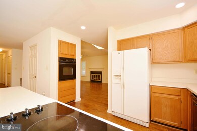 835 Coxswain Way, Annapolis, MD 21401 - photo 6