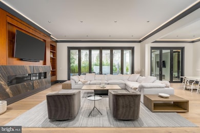 1020 Langley Hill Dr, McLean, VA 22101 - photo 6