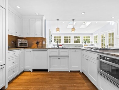 35 Lehigh Rd, Wellesley, MA 02482 - photo 3