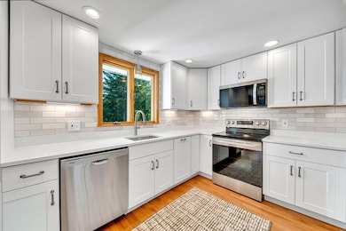 128 Bradford St, North Andover, MA 01845 - photo 2