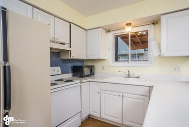 2621 Fatemeh Circle Anchorage-large-009-