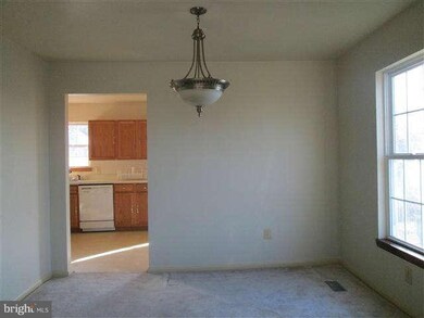 5625 Sheriff Rd, Capitol Heights, MD 20743 - photo 7