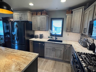 1520 Joseph Cir, Yankton, SD 57078 - photo 7