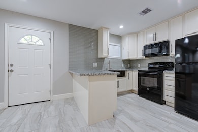 6522 Linden St unit A, Houston, TX 77087 - photo 5