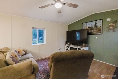 1570 SE Pine Rd, Port Orchard, WA 98367 - photo 6