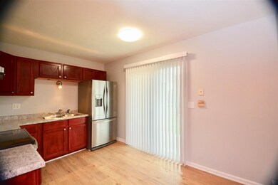 114 Harbor Dr unit 1B, Oswego, IL 60543 - photo 7