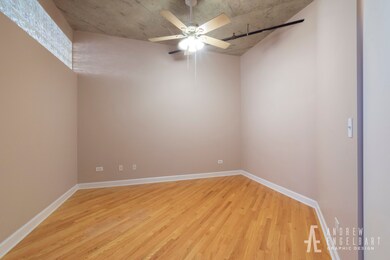 933 W Van Buren St unit 321, Chicago, IL 60607 - photo 5