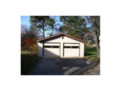 402 N 16th Ave, Beech Grove, IN 46107 - photo 4