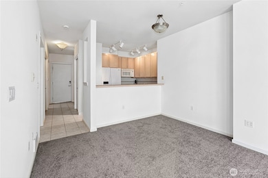 Portsmith unit 423, Kirkland, WA 98033 - photo 5