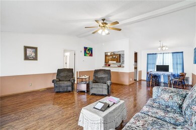 420 Olivia Dr, Alamo, TX 78516 - photo 4