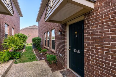 8356 Grand Trevi Dr, Louisville, KY 40228 - photo 4