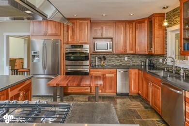 Kitchen-7739-FULL
