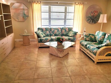 1152 Circle Dr unit D, Delray Beach, FL 33445 - photo 5