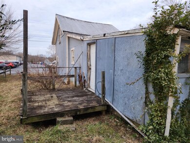 219 E 7th St, Front Royal, VA 22630 - photo 3