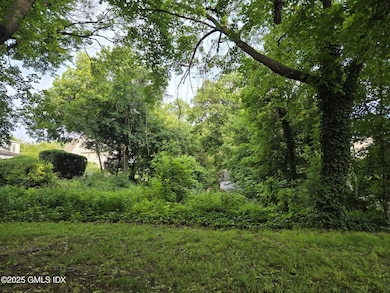 Doran Ave.front V