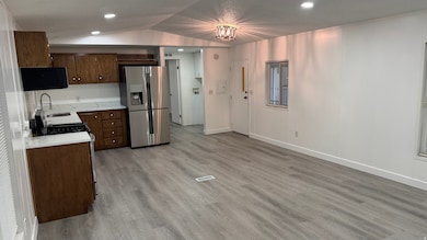 853 Mount Nebo Dr unit 853, Taylorsville, UT 84123 - photo 3