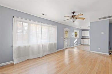 1502 Julian St, Greensboro, NC 27406 - photo 6