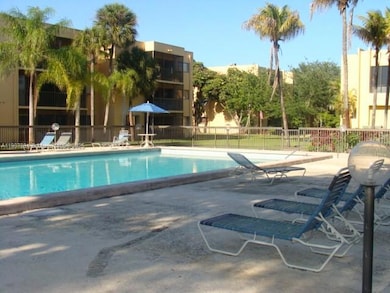 8401 SW 107th Ave unit 316E/315E, Miami, FL 33173 - photo 2