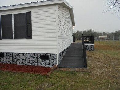 348 Cactus View Dr, Springtown, TX 76082 - photo 5