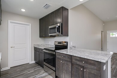 6029 Colton Blaine Ct, Crestview, FL 32539 - photo 3