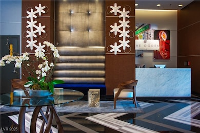 Community lobby with recessed lighting