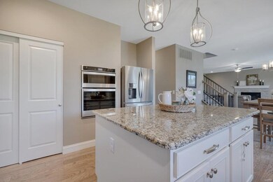 402 Filipp Ln, Lake Saint Louis, MO 63367 - photo 7