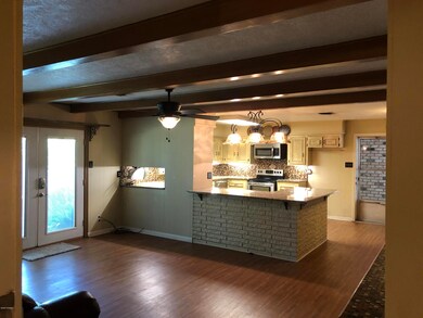 1315 west lincoln pic 4