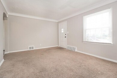 21013 Franklin Rd, Maple Heights, OH 44137 - photo 5