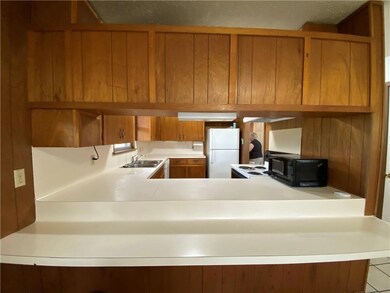 421 Leisure Ln unit A, Cedar Creek, TX 78612 - photo 6