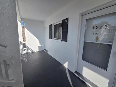 5925 Todd St unit D21, Bradenton, FL 34207 - photo 2