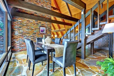 5802 W Mercer Way, Mercer Island, WA 98040 - photo 5