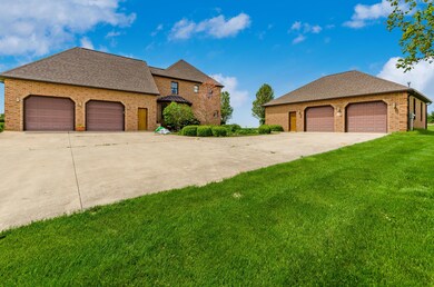 6708 Tarlton Rd, Circleville, OH 43113 - photo 4