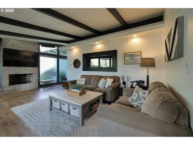 267 Roan Dr, Eugene, OR 97401 - photo 4