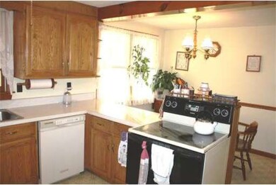 54 Davis St, Turners Falls, MA 01376 - photo 7