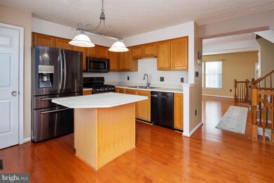 8506 Pine Meadows Dr, Odenton, MD 21113 - photo 6