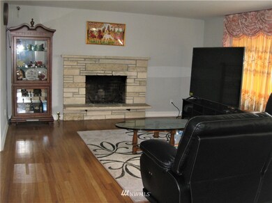 11209 1st Place W, Everett, WA 98204 - photo 4