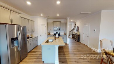 139 Carriage Park Way, Hendersonville, NC 28791 - photo 5