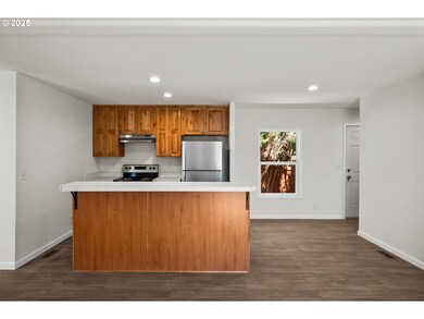 3054 Surfwood Dr NE, Salem, OR 97305 - photo 5