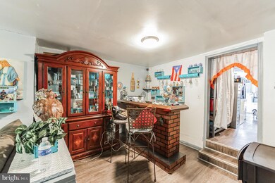 323 Mulberry St, Reading, PA 19604 - photo 6