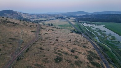 0 Hanks Marsh Vista unit parcel 3 220186226, Klamath Falls, OR 97601 - photo 3